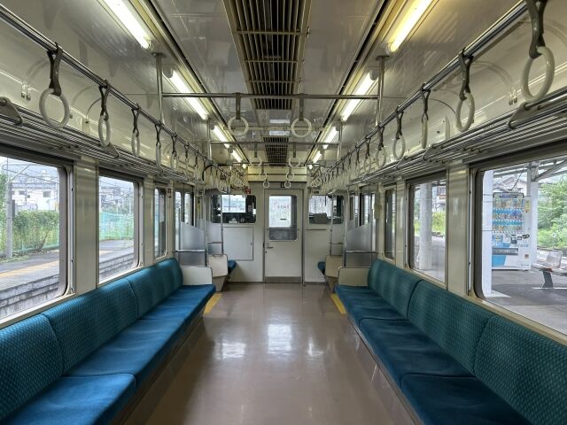 電車内_s
