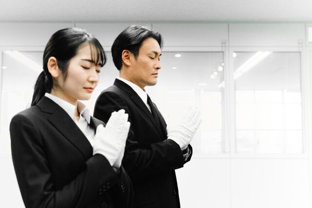 葬儀社手合わせ_s